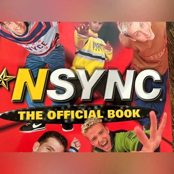*NSYNC | The Official Book​ - Picture 3 of 9
